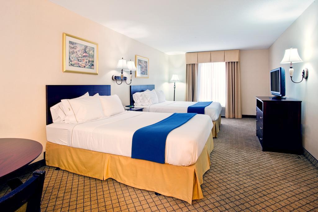 Holiday Inn Express Dillard Bilik gambar